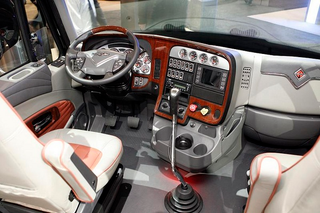 Illustration for article titled Most High Tech 18 -Wheeler Ever Almost Puts Optimus Prime to Shame